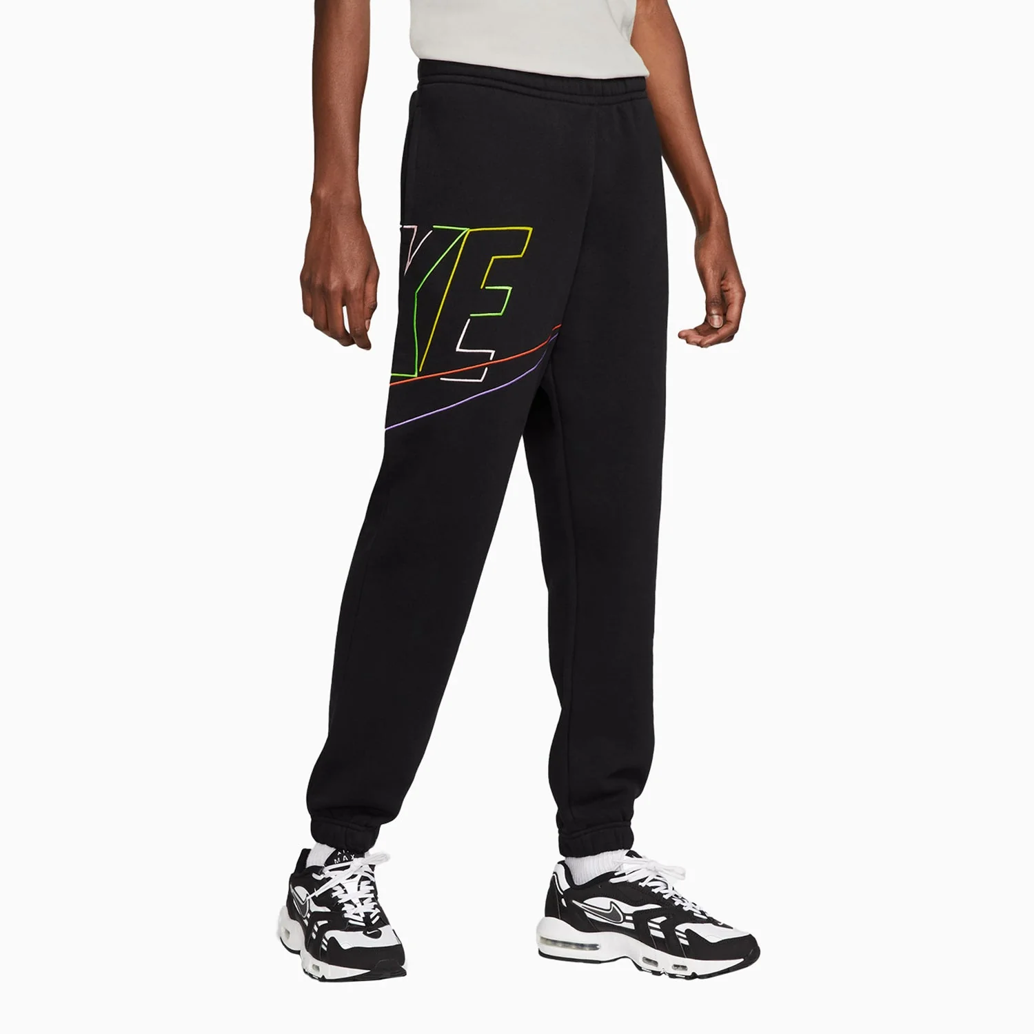 Men's Nike Club Fleece Outfit - Image 4