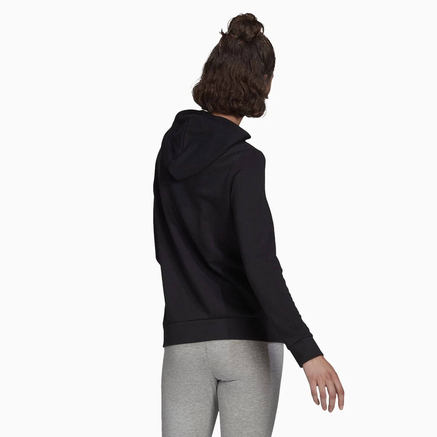 Women's Essentials Outfit - Image 4